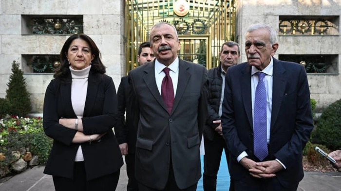 DEM Parti Heyeti’nden PKK’ye Silah Bırakma Çağrısı